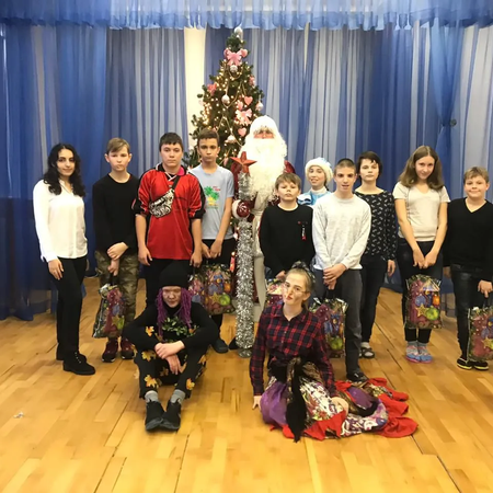 УЧАСТИЕ АКТИВИСТОВ ДМО "СТАРТ" В АКЦИИ "РОЖДЕСТВЕНСКИЙ ПЕРЕЗВОН"